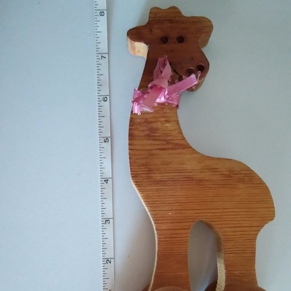 Wooden decorative giraffe - Picture 2 of 2